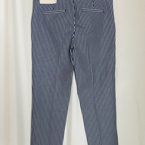 LOFT Striped Navy and White Cropped Pants Stretchy THE RIVERA SLIM runs big - Picture 2 of 9